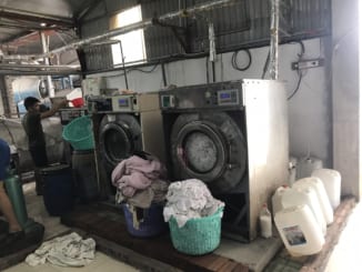 Máy giặt chăn công nghiệp hiệu quả cho xưởng giặt là